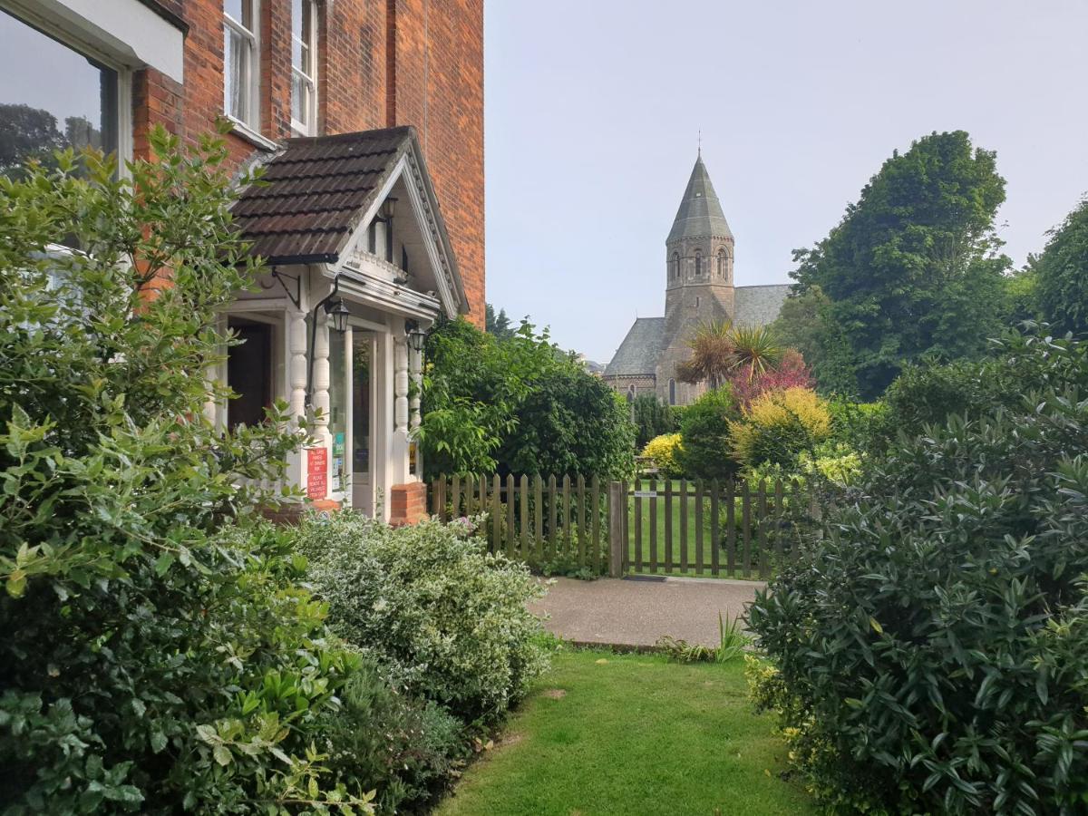 The Wycliffe Bed and Breakfast Φόλκστοουν Εξωτερικό φωτογραφία