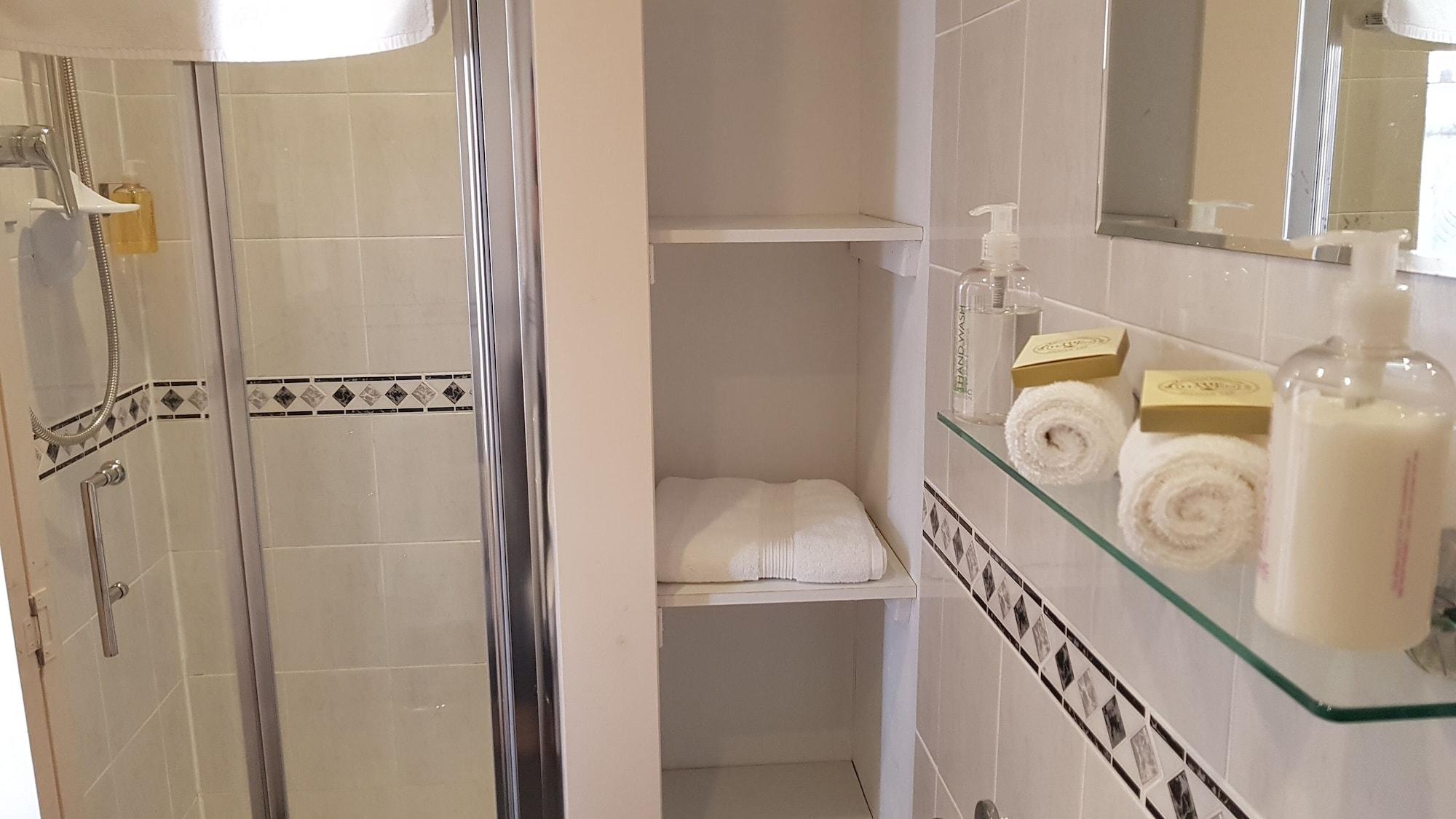 The Wycliffe Bed and Breakfast Φόλκστοουν Εξωτερικό φωτογραφία