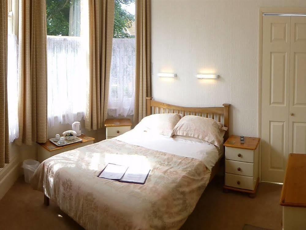 The Wycliffe Bed and Breakfast Φόλκστοουν Εξωτερικό φωτογραφία