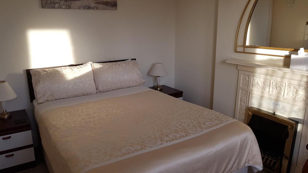 The Wycliffe Bed and Breakfast Φόλκστοουν Εξωτερικό φωτογραφία