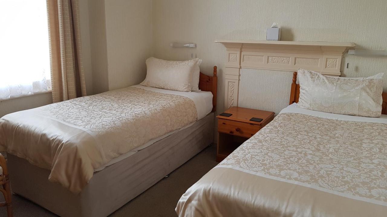 The Wycliffe Bed and Breakfast Φόλκστοουν Εξωτερικό φωτογραφία